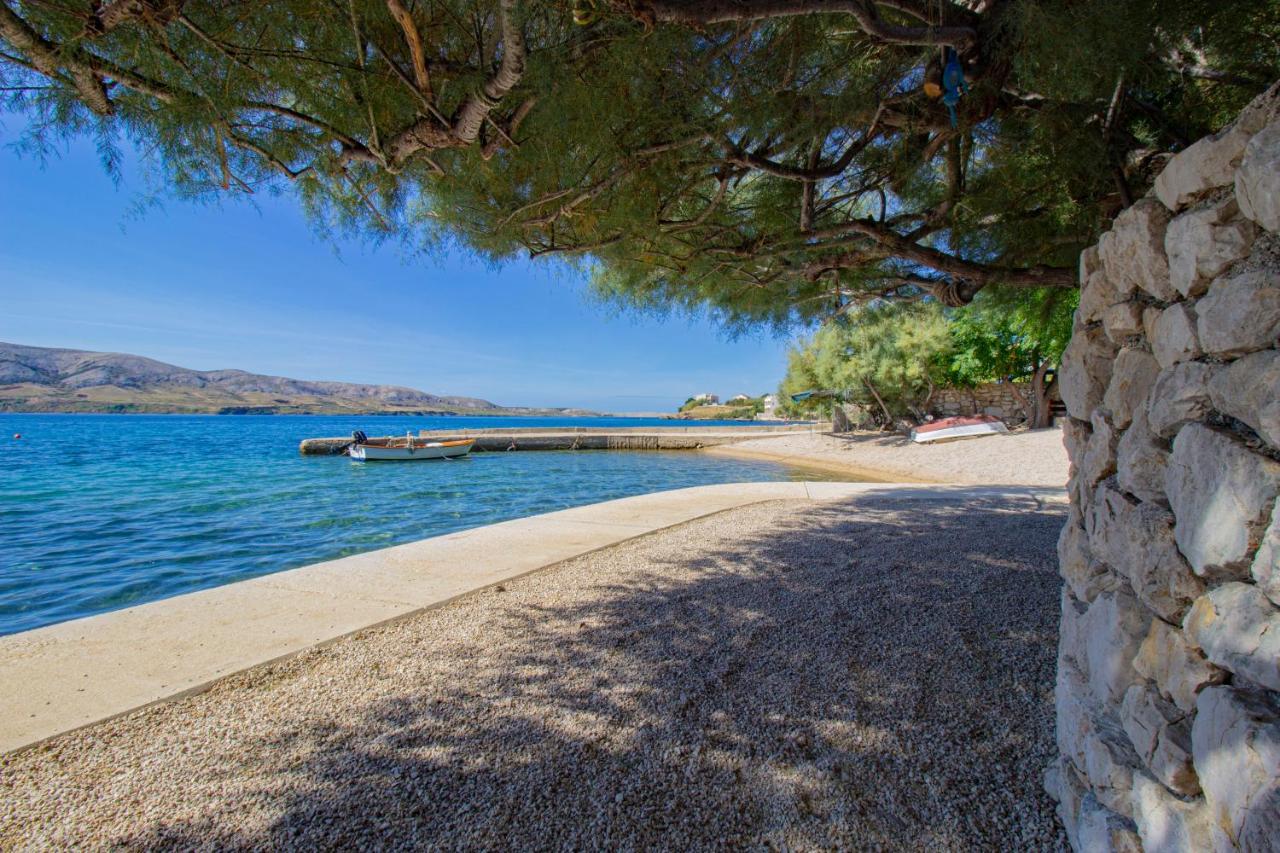 Galapagus Privat Beach & Boat Dock Apartment Metajna Luaran gambar