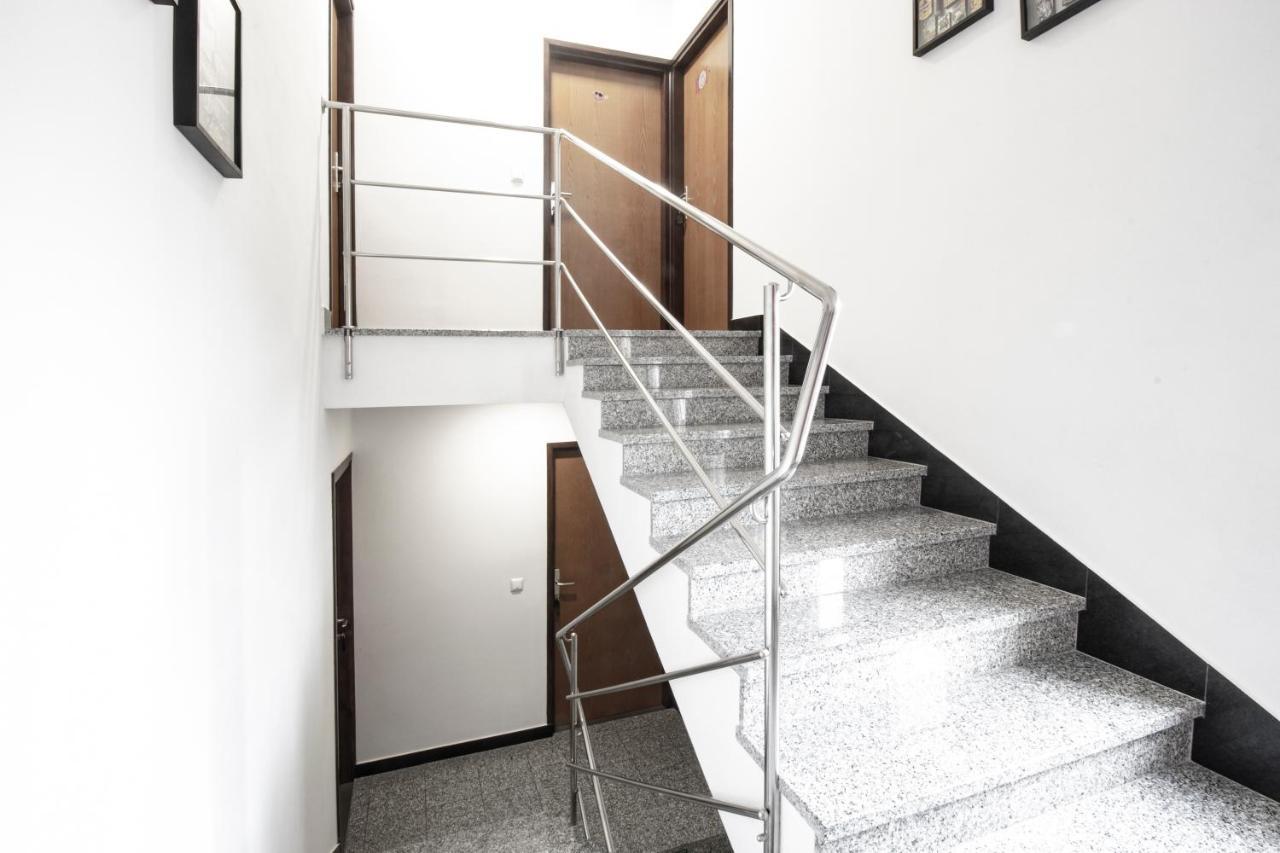 Galapagus Privat Beach & Boat Dock Apartment Metajna Luaran gambar